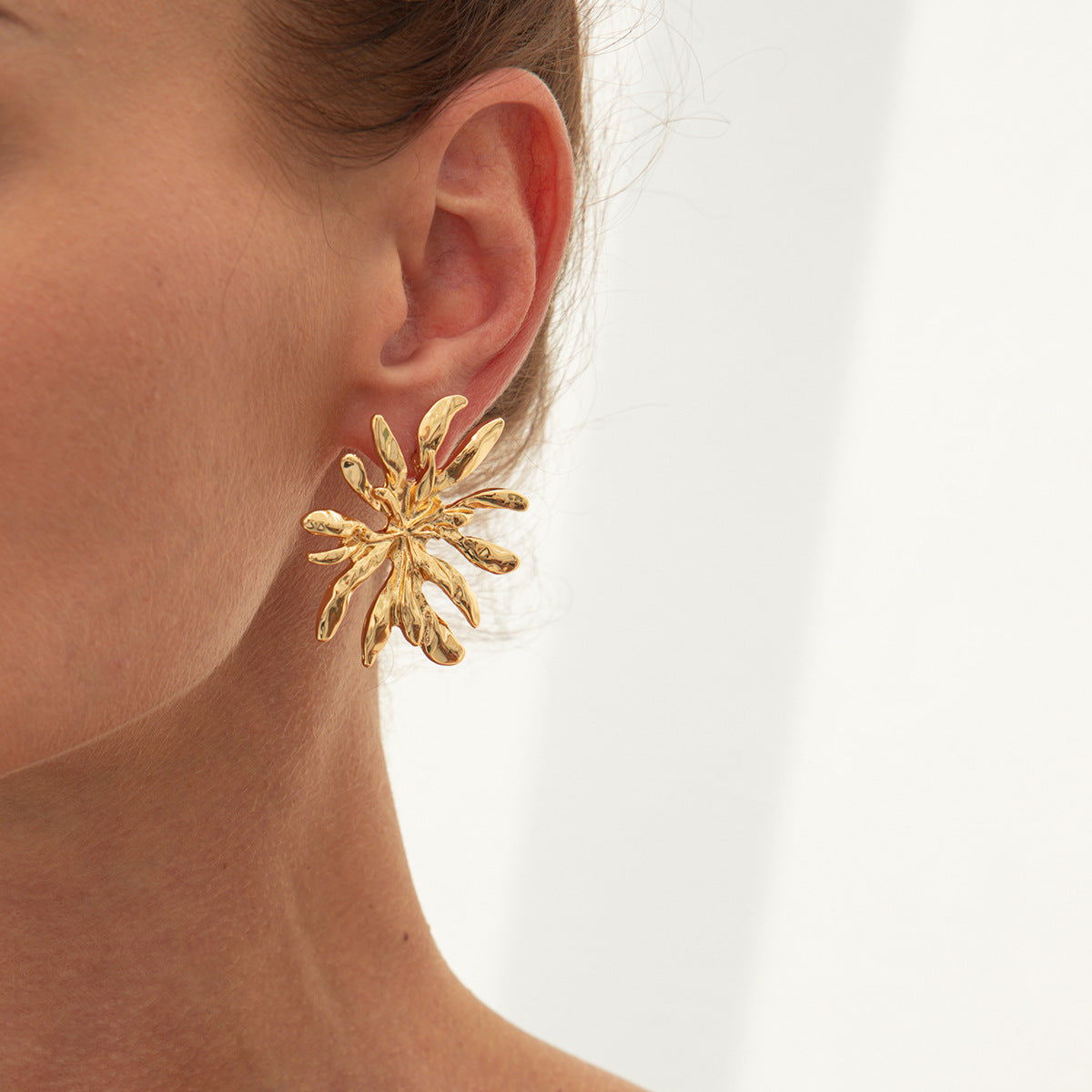 Asymmetrical Flowers Stud Earrings For Women In Zinc Alloy With Golden Plated Electroplated Finish