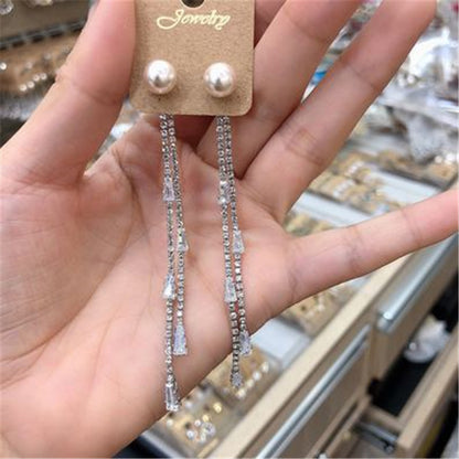 Asymmetrical Exaggerated Tassel Earrings For Women In Golden Metal With Zircon Inlay