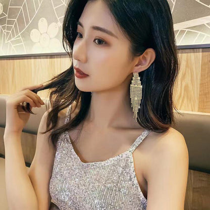 Asymmetrical Exaggerated Tassel Earrings For Women In Golden Metal With Zircon Inlay