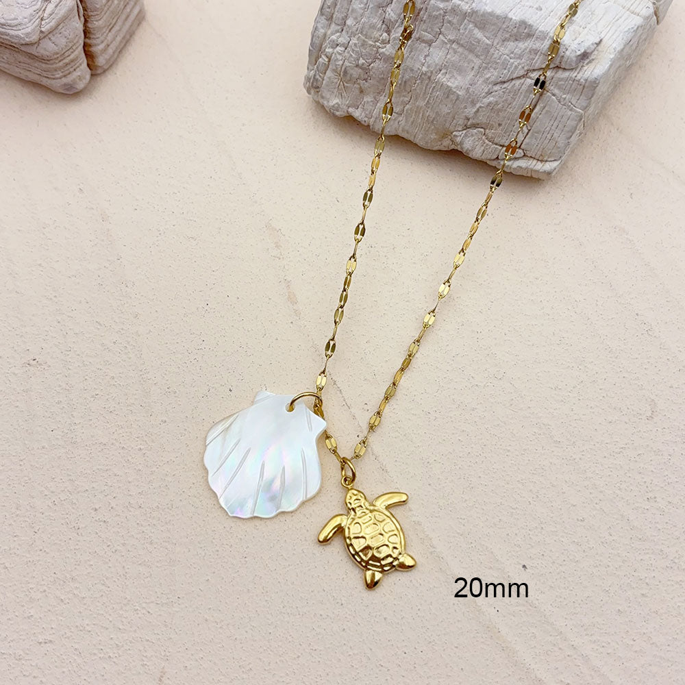 For Women 18K Real Gold Plated 304 Stainless Steel Pendant Necklace Featuring Shell Inlay With Cable Chain