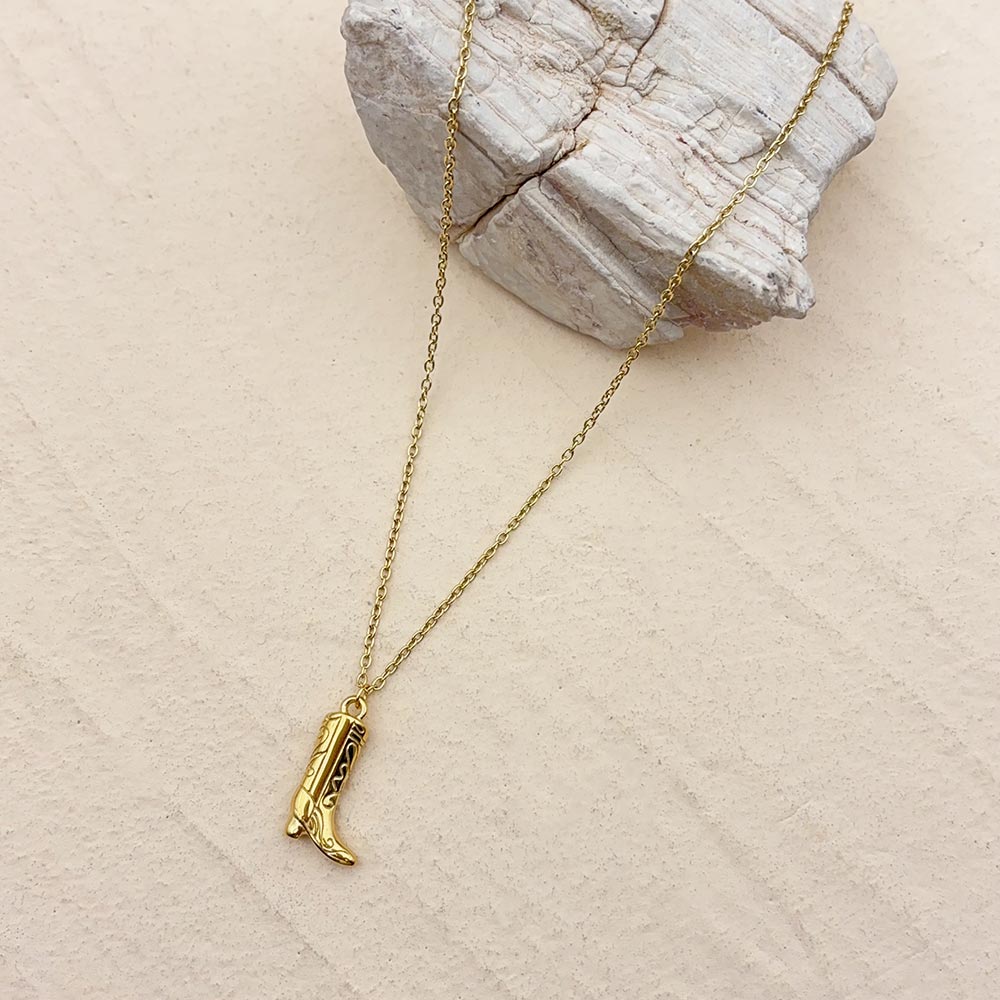 Waterproof Non Tarnish Boots Pendant Necklace For Women In 304 Stainless Steel With 18K Real Gold Plated Cable Chain