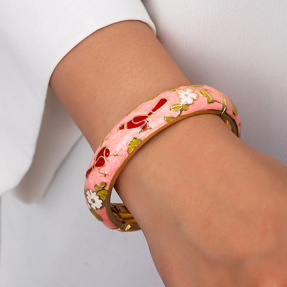 Vintage Style Pink Enamel Flowers Bangle For Women In Metal