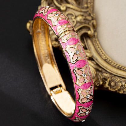 Retro Rose Red Alloy Bangle For Women Featuring Elegant Floral Design