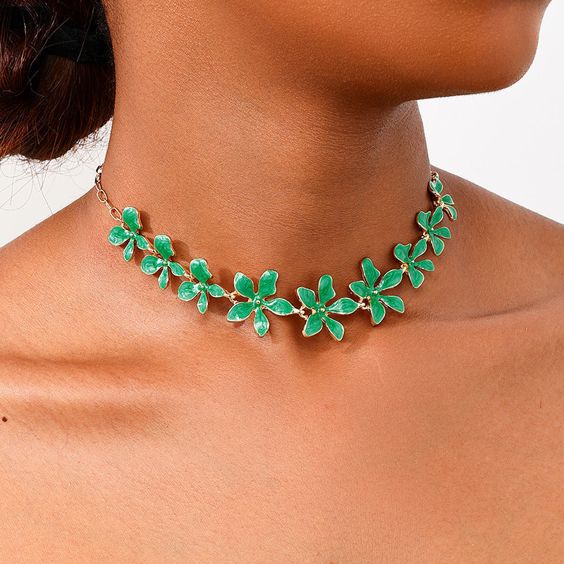 Enamel Green Flowers Necklace For Women In Alloy, Perfect For Banquet Occasions