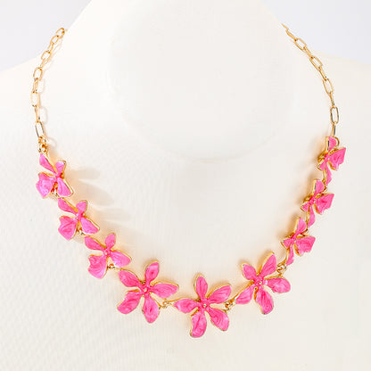 Enamel Green Flowers Necklace For Women In Alloy, Perfect For Banquet Occasions