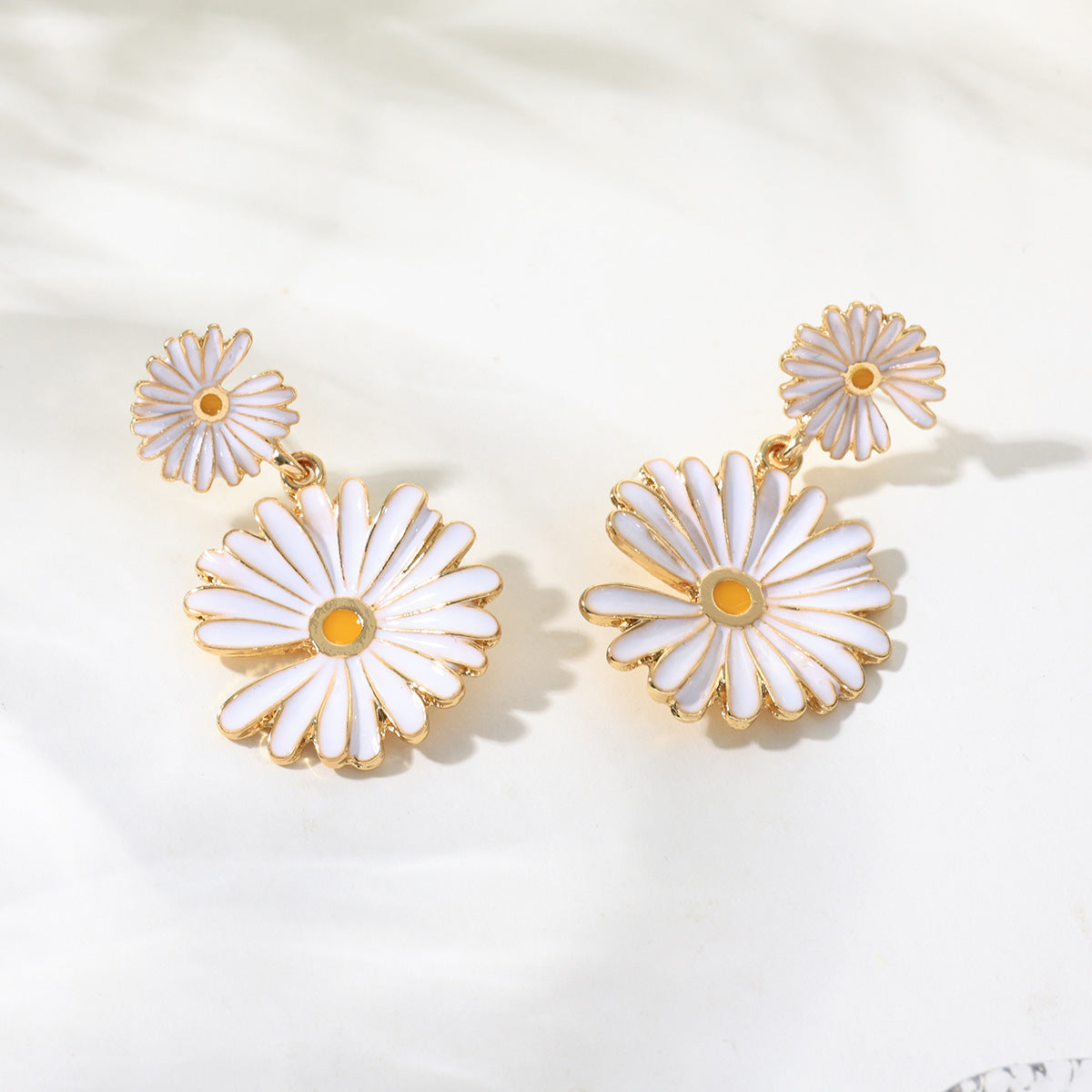 Daisy Earrings For Women In Pastoral Style, Made Of Zinc Alloy With Electroplated Gold Plating Process
