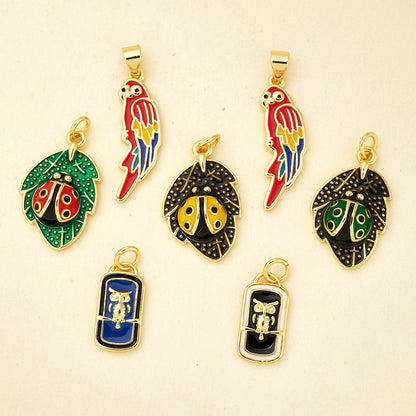 Owl Pendant In Copper With 18K Real Gold Plated Electroplating, Enamel Process And 0.05µm-0.08µm Thickness, 1 Pc/Package