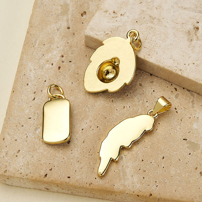 Owl Pendant In Copper With 18K Real Gold Plated Electroplating, Enamel Process And 0.05µm-0.08µm Thickness, 1 Pc/Package