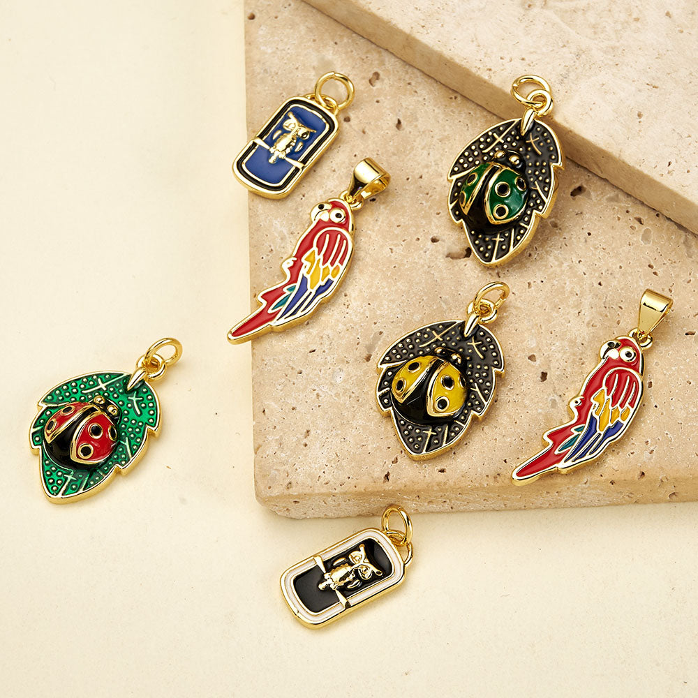 Owl Pendant In Copper With 18K Real Gold Plated Electroplating, Enamel Process And 0.05µm-0.08µm Thickness, 1 Pc/Package