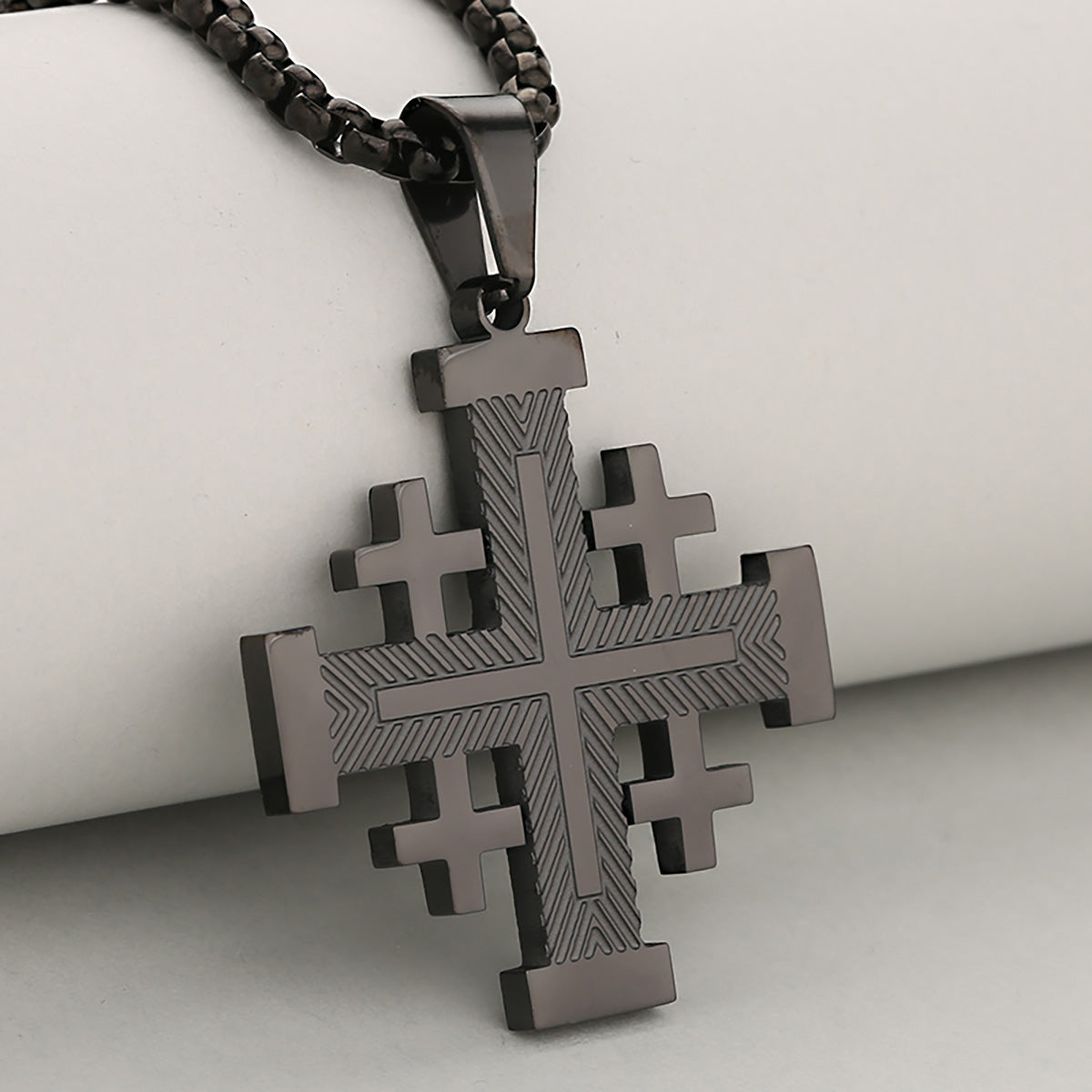 Cross Pendant In 304 Stainless Steel With 18K Real Gold Plated PVD Coating, Electroplated With 0.05µm-0.08µm Thickness, 1 Pc/Package