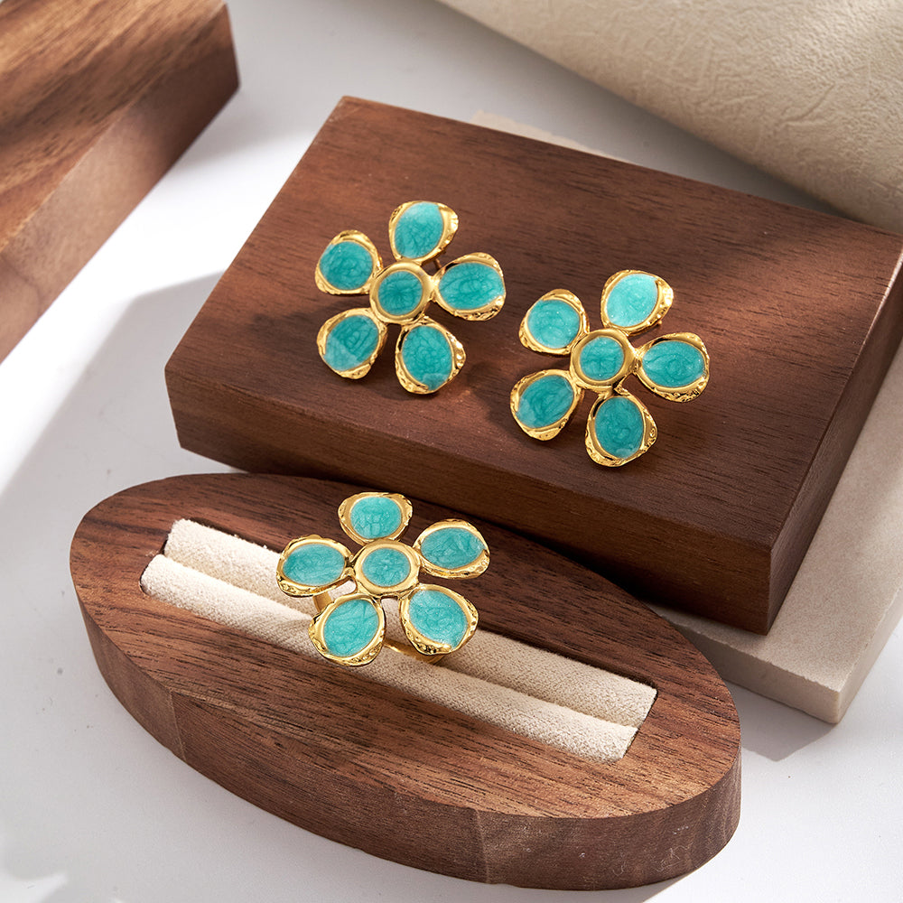 Casual Flowers Jewelry Set For Women In 304 Stainless Steel With Golden Plated Finish