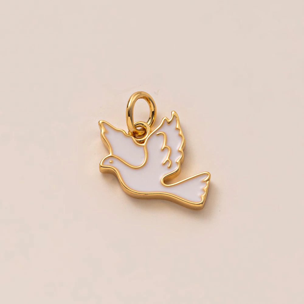 Heart-Shaped Copper Pendant With Golden Electroplating And Zircon Inlay, 27x23mm, 1 Piece