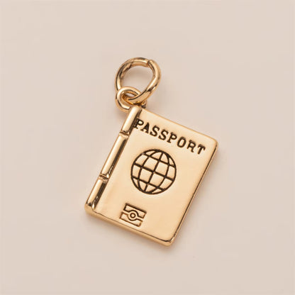Heart-Shaped Copper Pendant With Golden Electroplating And Zircon Inlay, 27x23mm, 1 Piece