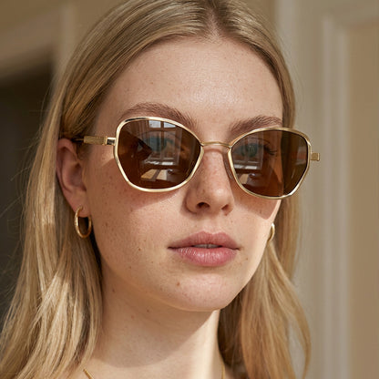 Unisex Polygons Full Frame Sunglasses With Ac Lens Material In Golden, Perfect For Spring Season