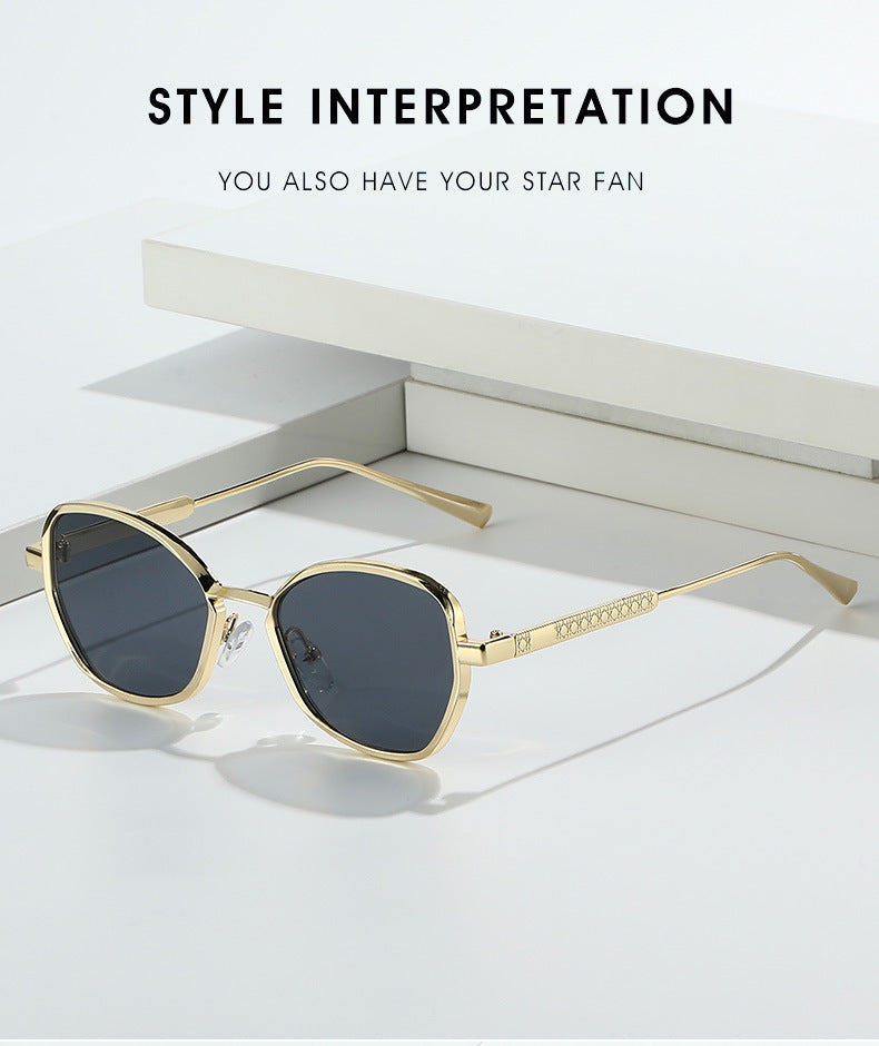 Unisex Polygons Full Frame Sunglasses With Ac Lens Material In Golden, Perfect For Spring Season