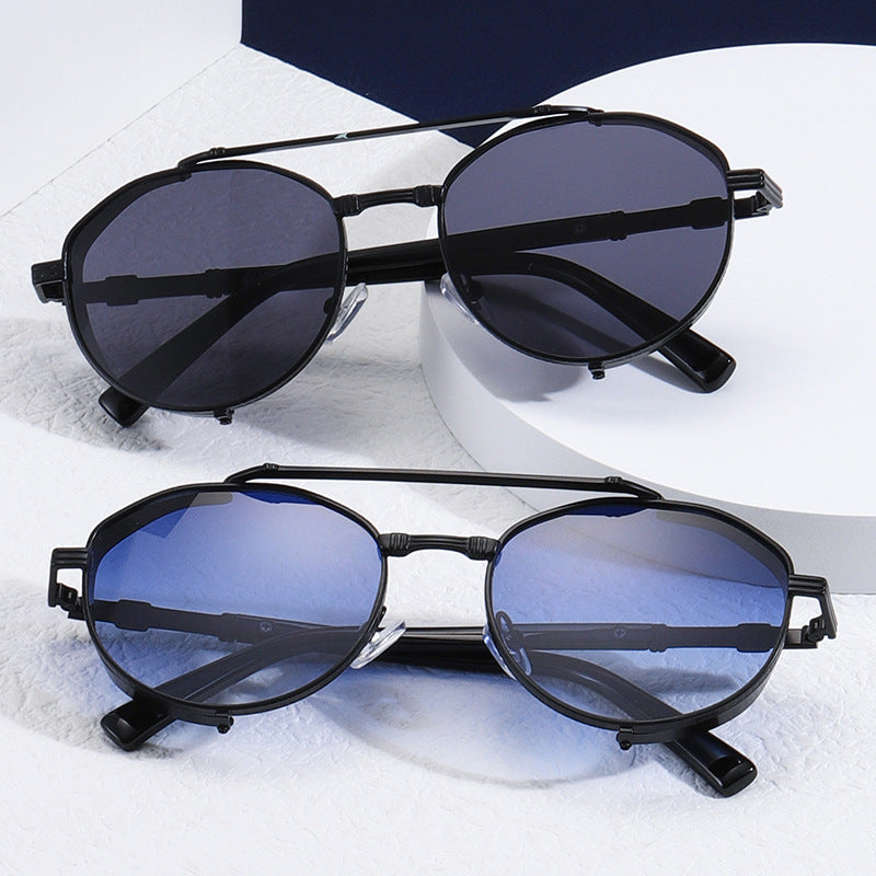 Unisex Round Frame Full Frame Sunglasses With PC Lens Material In Golden, Perfect For Summer