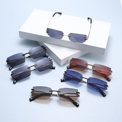 Unisex Polygons Full Frame Sunglasses With PC Lens Material In Golden, Perfect For Spring