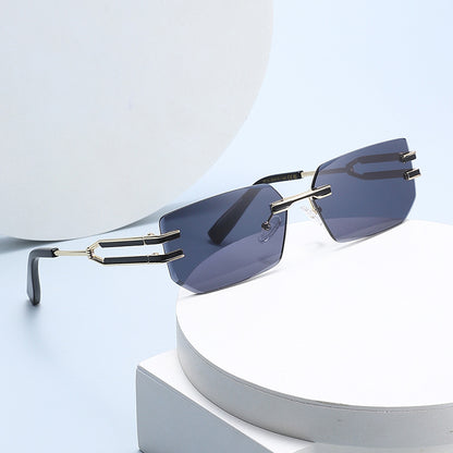 Unisex Polygons Full Frame Sunglasses With PC Lens Material In Golden, Perfect For Spring