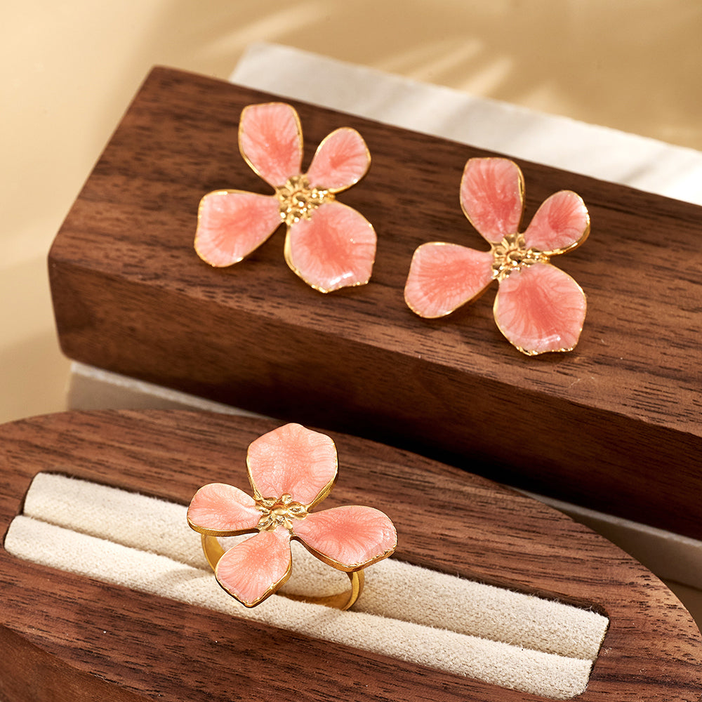 Casual Flowers Jewelry Set For Women In 304 Stainless Steel With Golden Plated Finish