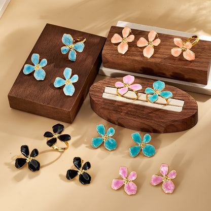 Casual Flowers Jewelry Set For Women In 304 Stainless Steel With Golden Plated Finish