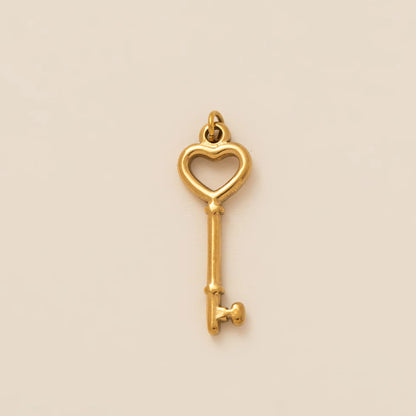 Heart Shape Pendant In 27x23mm 304 Stainless Steel With 18K Gold Plated PVD Coating And 0.03µm Thickness, 1 Piece