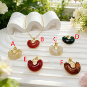A Pendant (1 Piece/package)