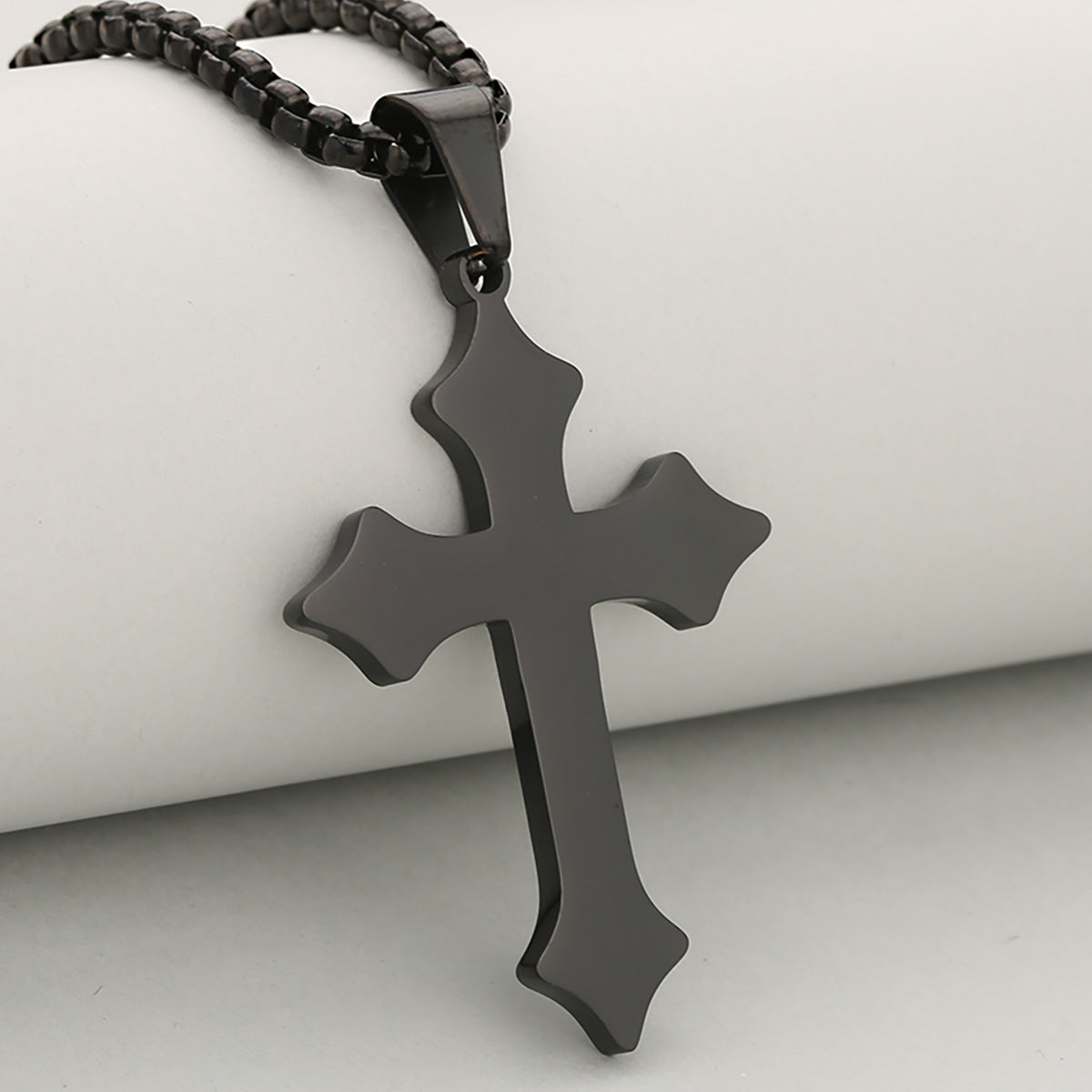 Cross Pendant 304 Stainless Steel 18K Gold Plated PVD Coated 0.05-0.08µm Thickness 1 Pc