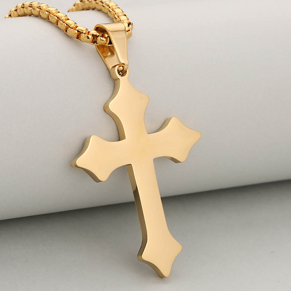 Cross Pendant 304 Stainless Steel 18K Gold Plated PVD Coated 0.05-0.08µm Thickness 1 Pc