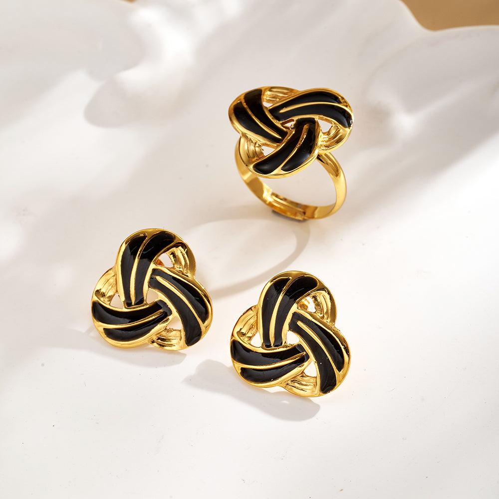 Casual Women's Jewelry Set Featuring Lines Pattern In 304 Stainless Steel With Golden Plated Finish