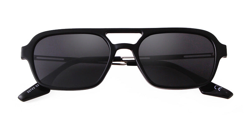 Women’s Square Full Frame Sunglasses With AC Lens Material In Pink, Perfect For Spring