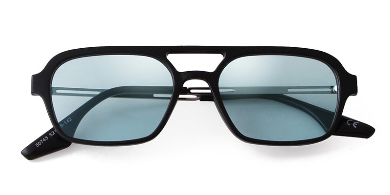 Women’s Square Full Frame Sunglasses With AC Lens Material In Pink, Perfect For Spring