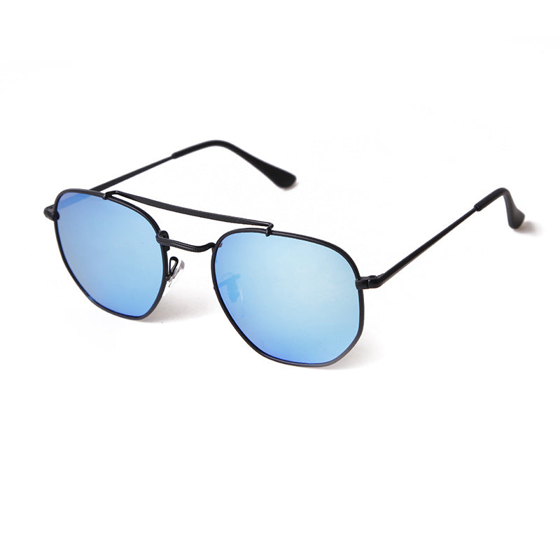 Full Frame Polygons Sunglasses With Tac Lens Material In Golden, Perfect For Travel And Spring Season