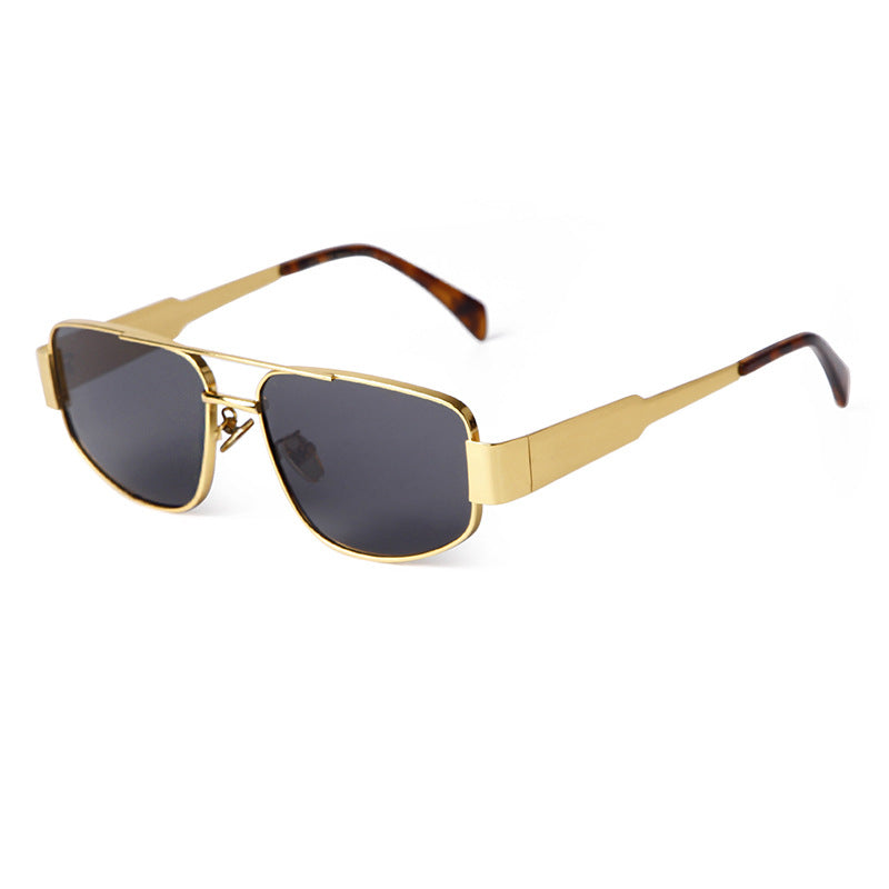 Men's Full Frame Polygons Sunglasses With PC Lens Material In Silver For Spring