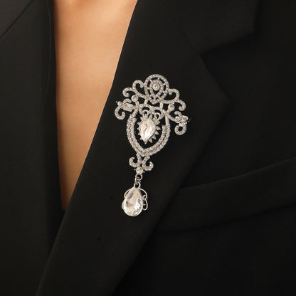 Water Droplets Pin In Zinc Alloy With Crystal Inlay Featuring Diamond Craftsmanship