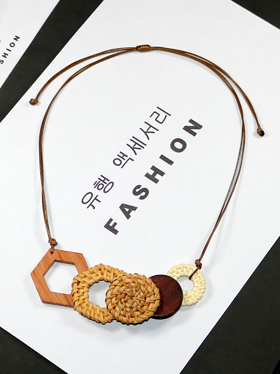 Women Artsy Wooden Straw Geometric Pendent Necklace