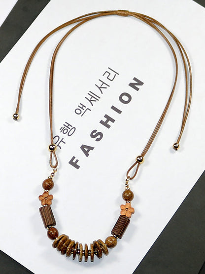 Women Artsy Wooden Straw Geometric Pendent Necklace