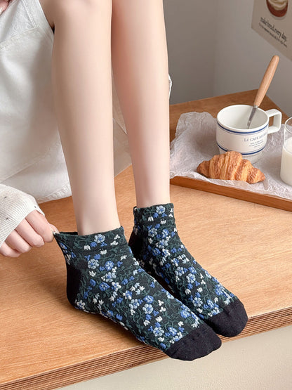 5 Pairs Women Artsy Floral Jacquard Colorblock Short Socks