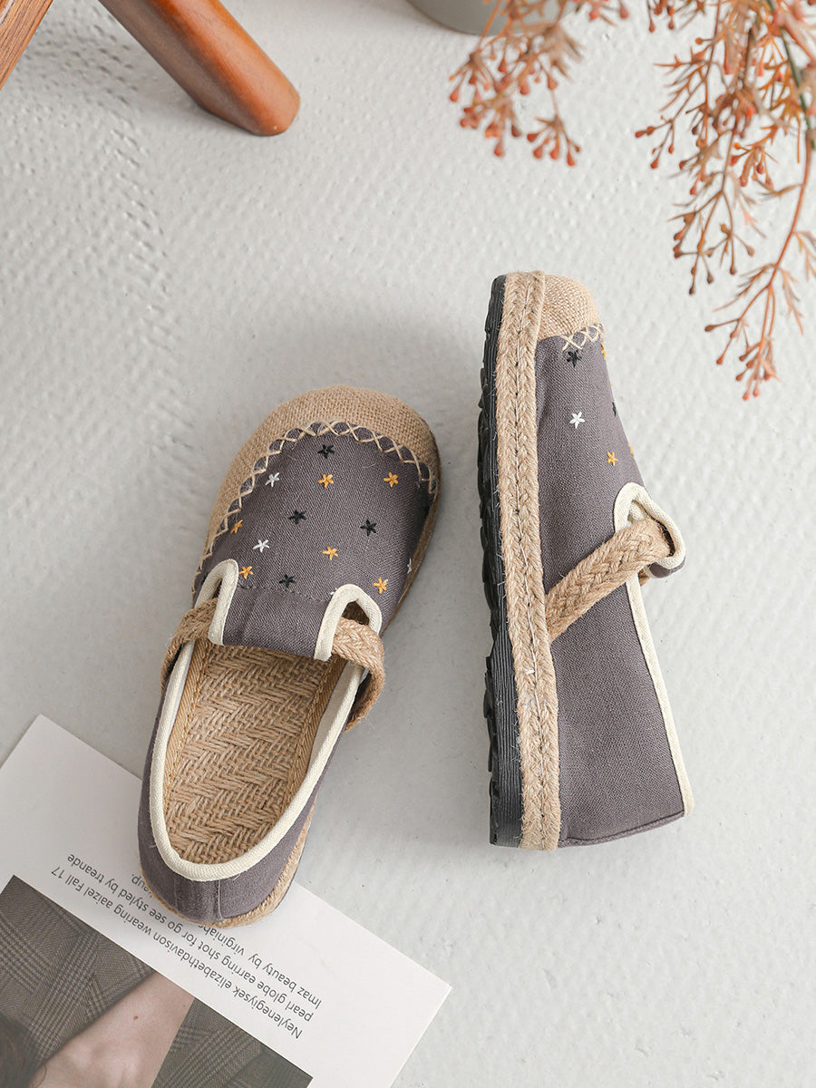 Women Retro Summer Embroidery Canvas Flat Shoes