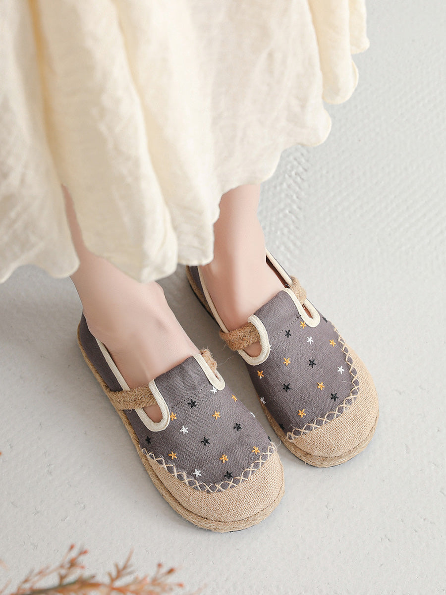 Women Retro Summer Embroidery Canvas Flat Shoes