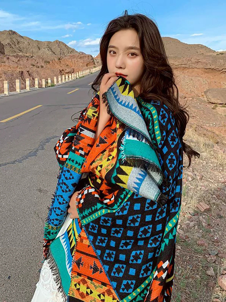 Women Retro Geometric Jacquard Warm Shawl Scarf