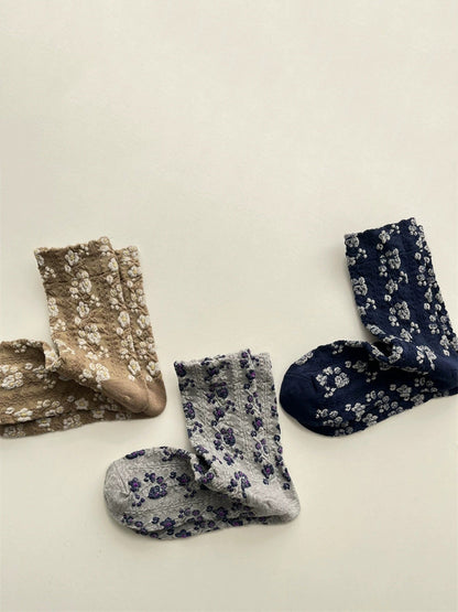 5 Pairs Women Artsy Flower Embossment Cotton Socks