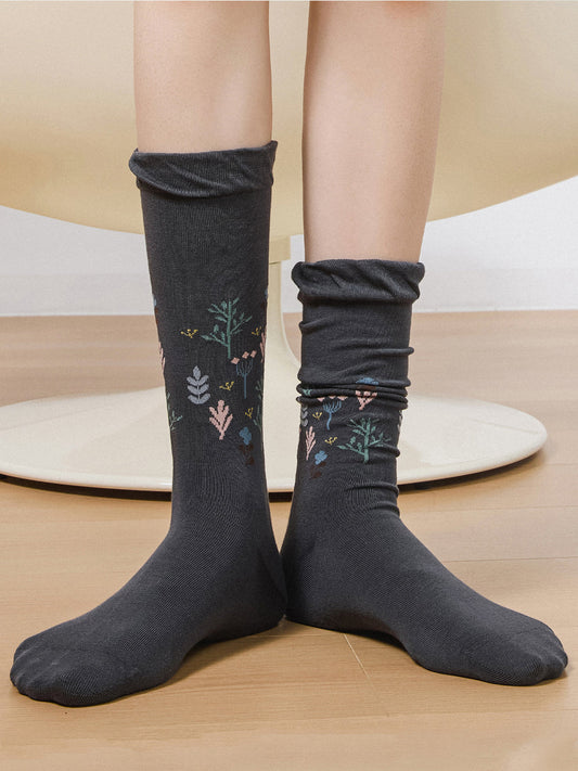 Women Artsy Flower Mid-Heel Cotton Socks