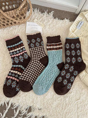 4 Pairs
