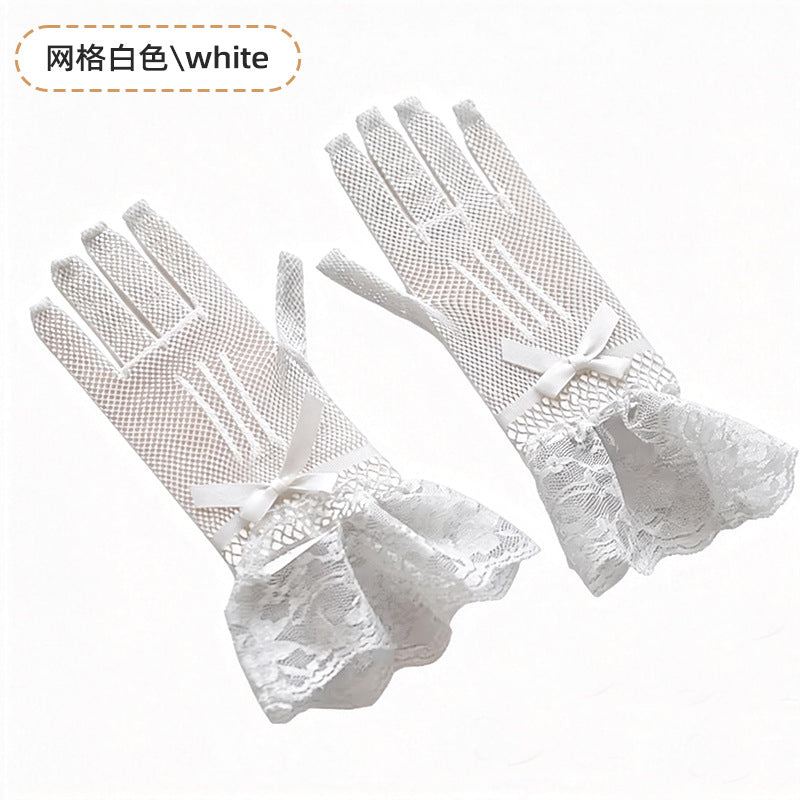 Black Adult Gloves Featuring Classic Design For Everyday Use