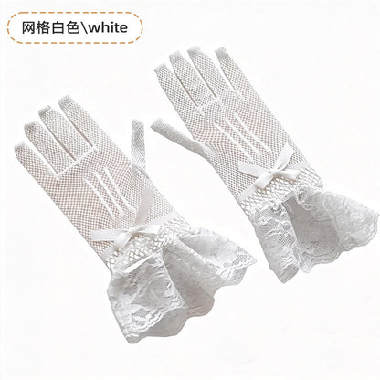 Black Adult Gloves Featuring Classic Design For Everyday Use