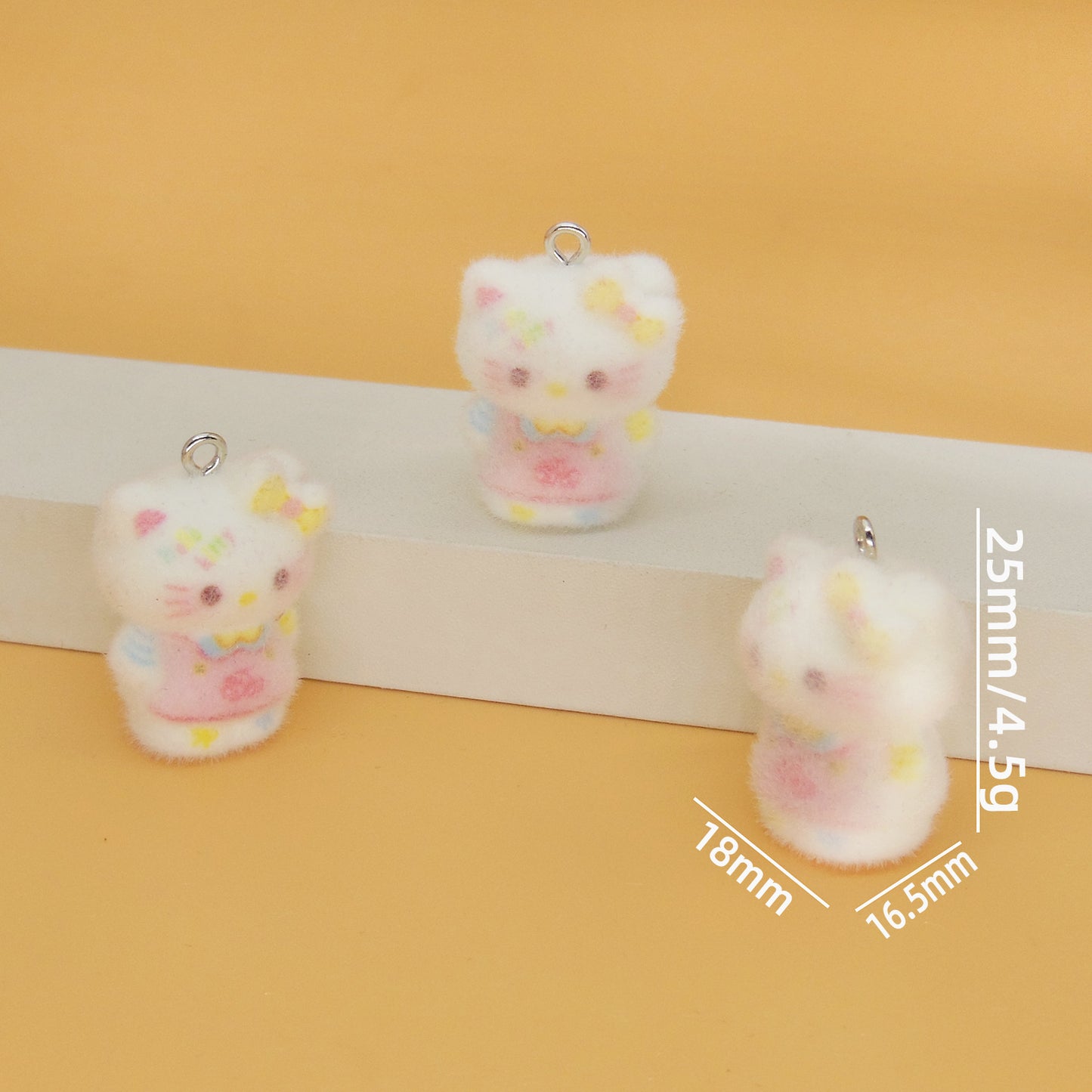 Resin Animal Key Chain Featuring Love Charms, Available In Colour, Perfect For Key Chains Accessories