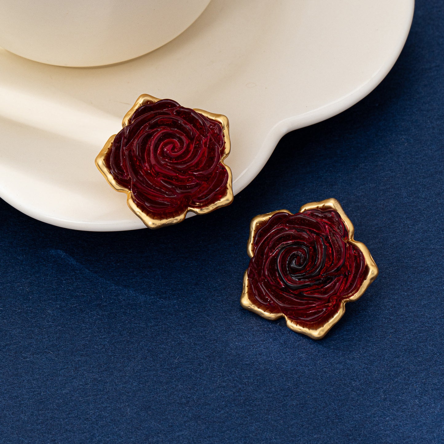 Rose Stud Earrings For Unisex, 1 Pair In Red Featuring Zinc Alloy With 925 Sterling Silver Ear Pins