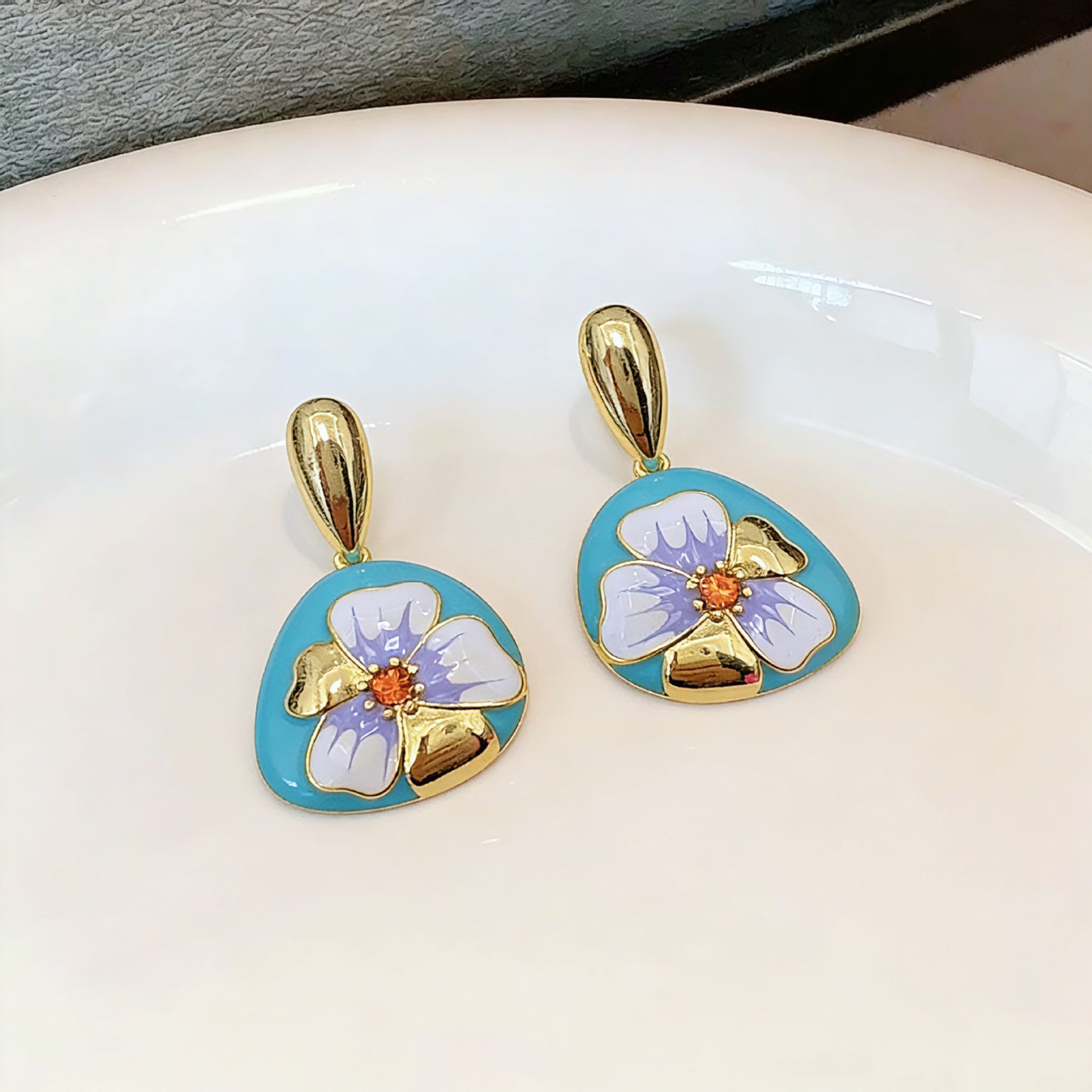 Unisex Flowers Stud Earrings For Everyday Wear Featuring Electroplated Alloy With 925 Sterling Silver Ear Pins And Rhinestones