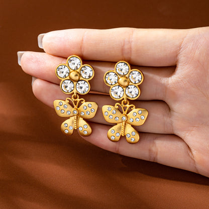 Flowers Stud Earrings For Unisex Featuring 925 Sterling Silver Posts With Sweet Style And Zircon Inlay In Zinc Alloy