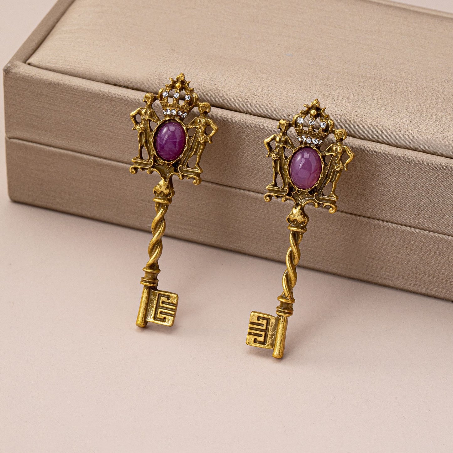 Water Droplets Stud Earrings For Unisex Featuring Ombre Enamel Design With Alloy Posts
